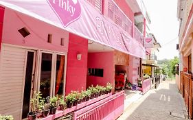 Pinky Guest House Syariah Kota Batu